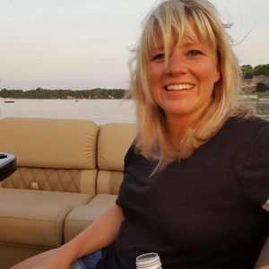 Meet your Posher, Stacy